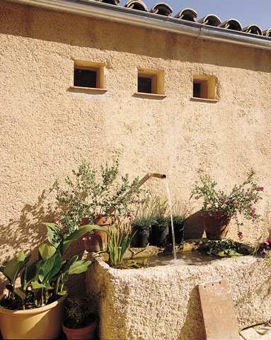 Down to Earth: A Garden for People Who Love Herbs - Mother Earth Living